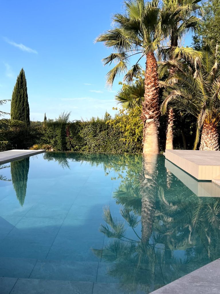Maison de ville - piscine à débordement - rénovation totale